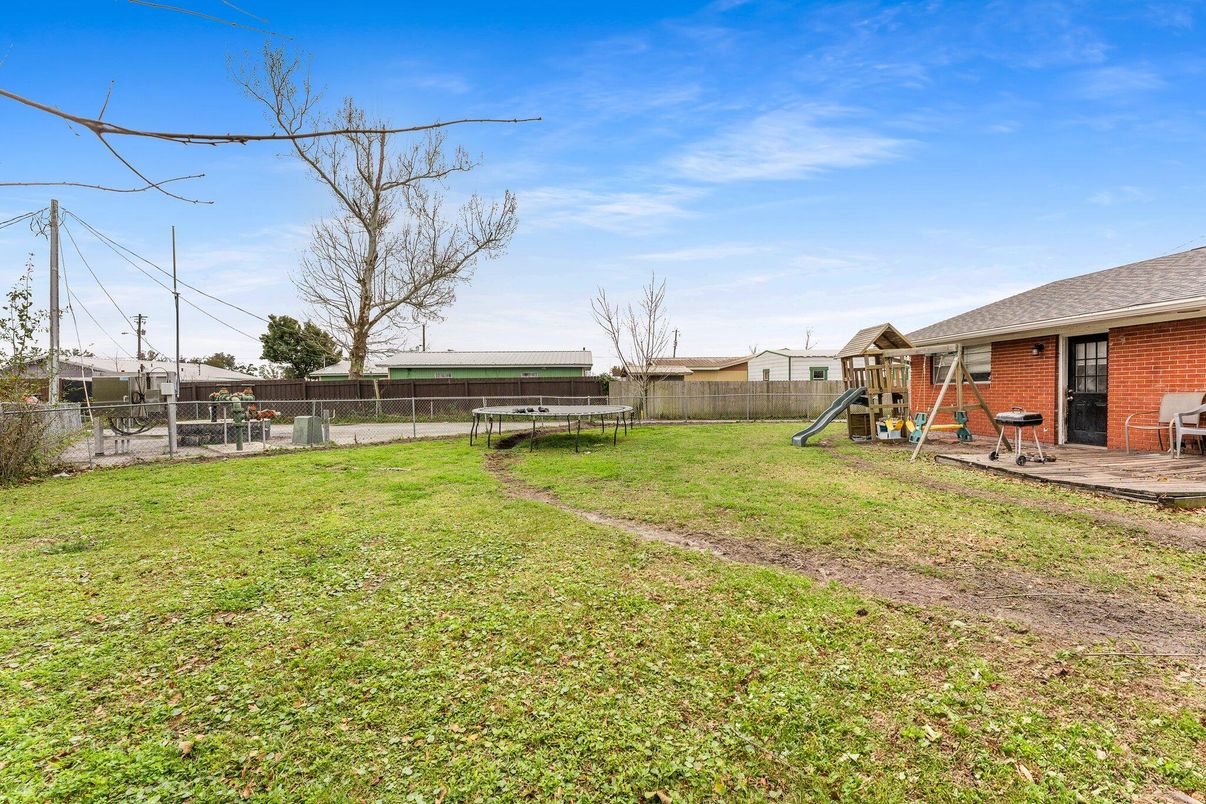 Backyard, Exterior, Playground