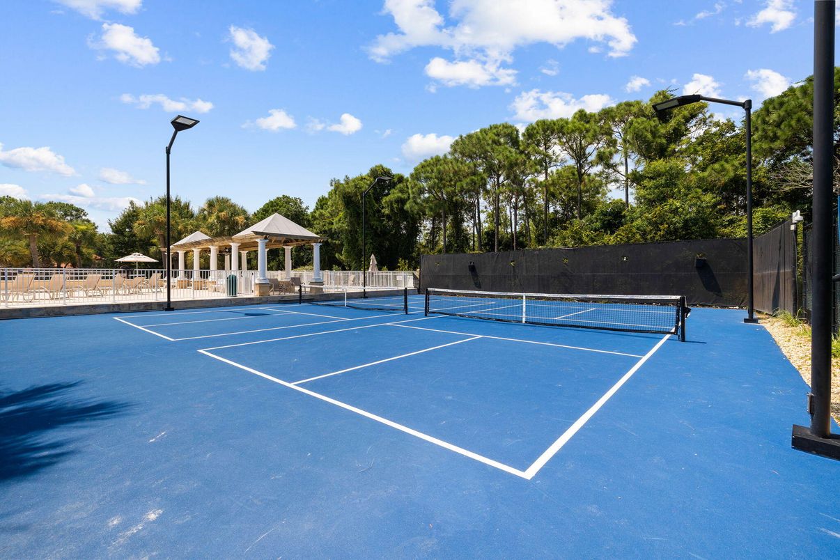 Exterior, Tennis Courts