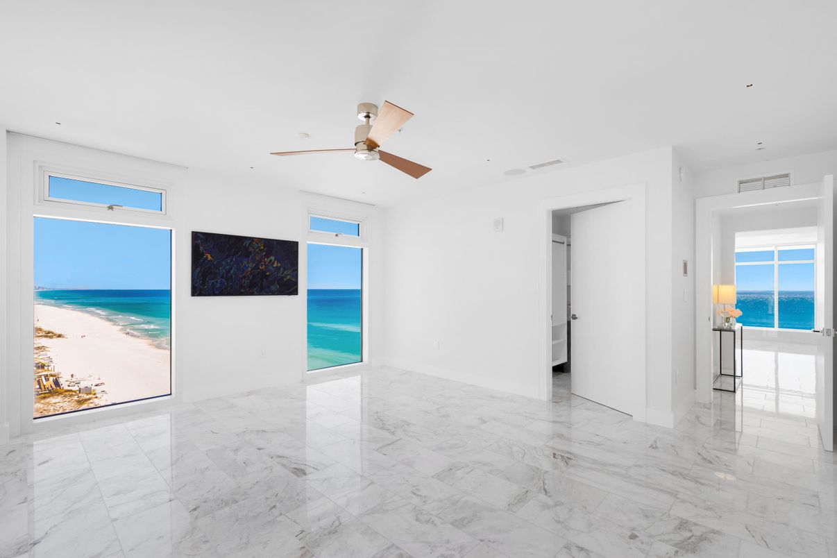 Empty room, Interior, Marble, Water