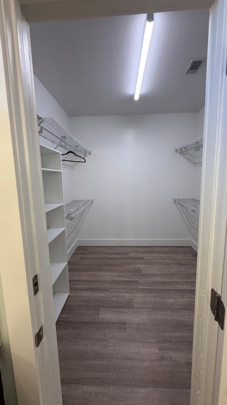 Interior, Walk-in Closets, Wood Texture Flooring