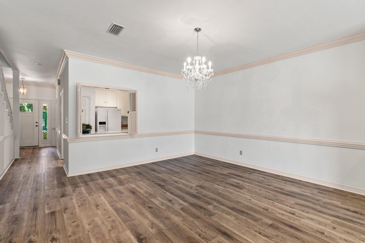 Chandelier, Empty room, Interior, Wood Texture Flooring