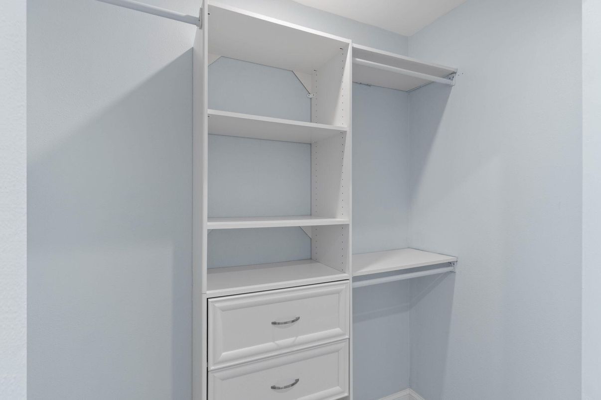 Interior, Walk-in Closets