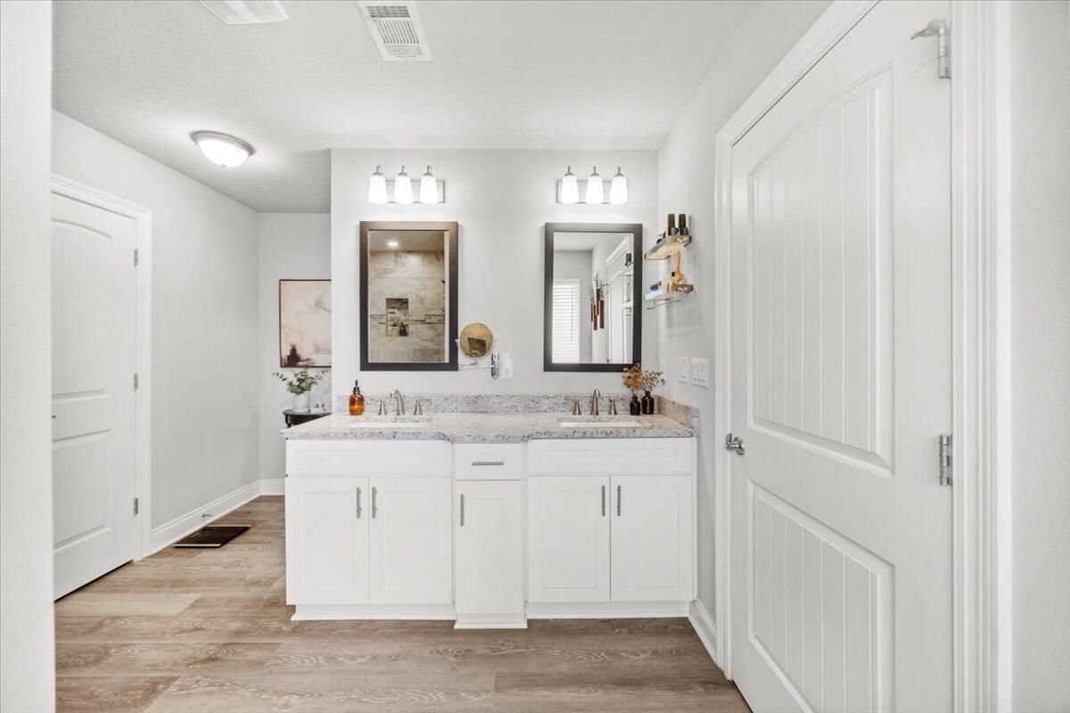 Bathroom, Dual Sink Vanities, Interior, Wood Texture Flooring