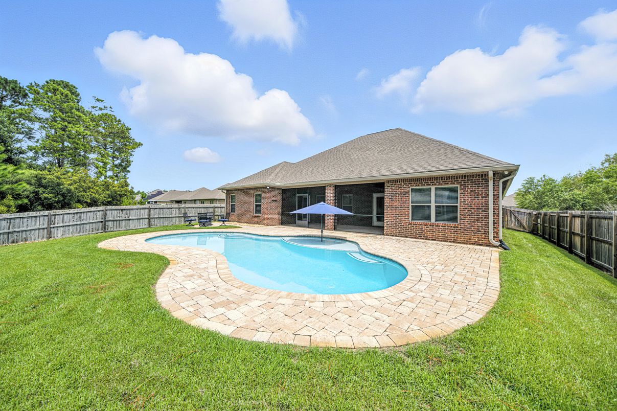 Backyard, Exterior, Pool