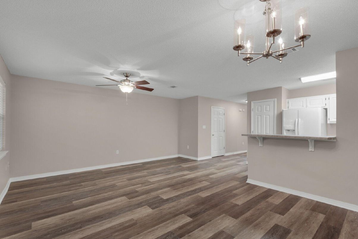 Chandelier, Empty room, Interior, Wood Texture Flooring