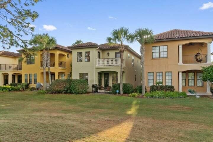 Backyard, Exterior, Facade, Mediterranean