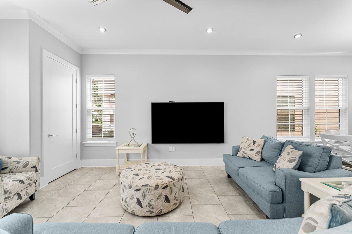 Interior, Living room, Recessed Lighting