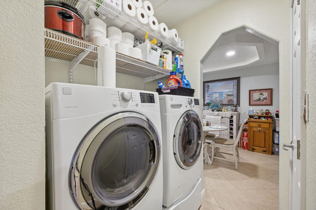 Interior, Recessed Lighting, Utility Closets, Washer