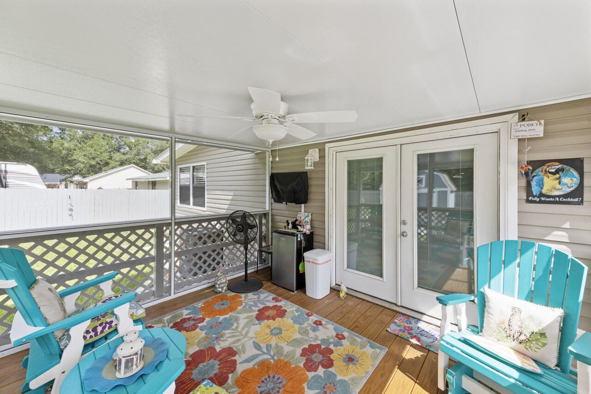 Interior, Sun Room, Wood Texture Flooring