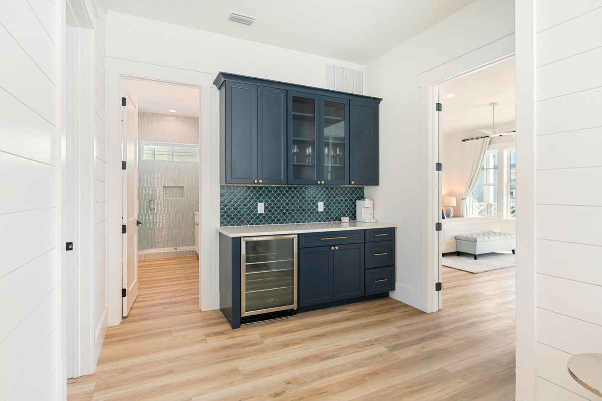 Bathroom, Interior, Recessed Lighting, Wood Texture Flooring