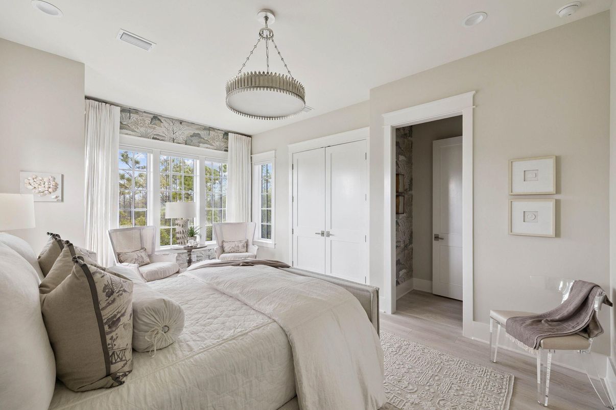 Bedroom, Interior, Pendant Lights, Wood Texture Flooring