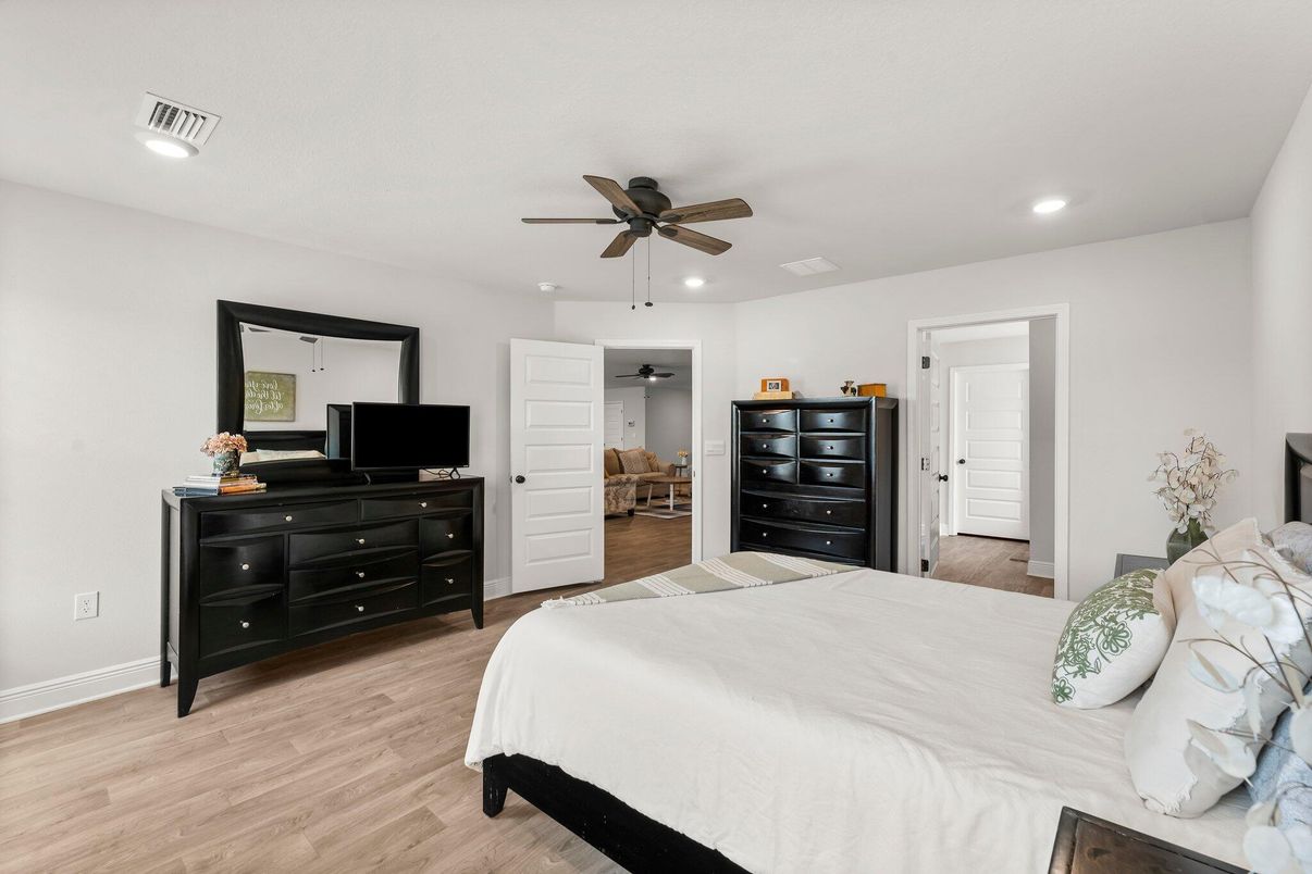 Bedroom, Interior, Recessed Lighting, Wood Texture Flooring