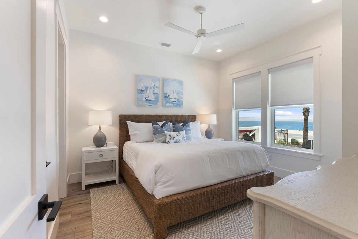 Bedroom, Interior, Recessed Lighting, Water, Wood Texture Flooring