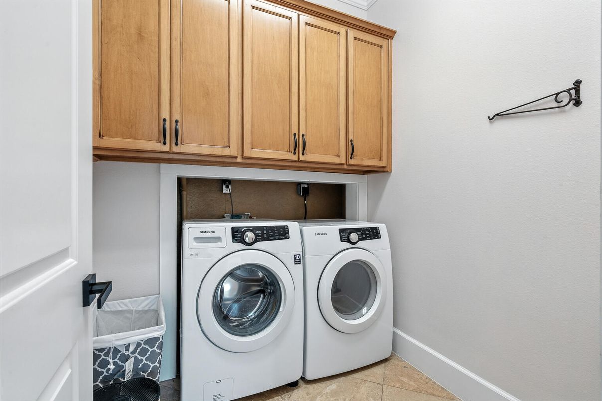 Interior, Washer