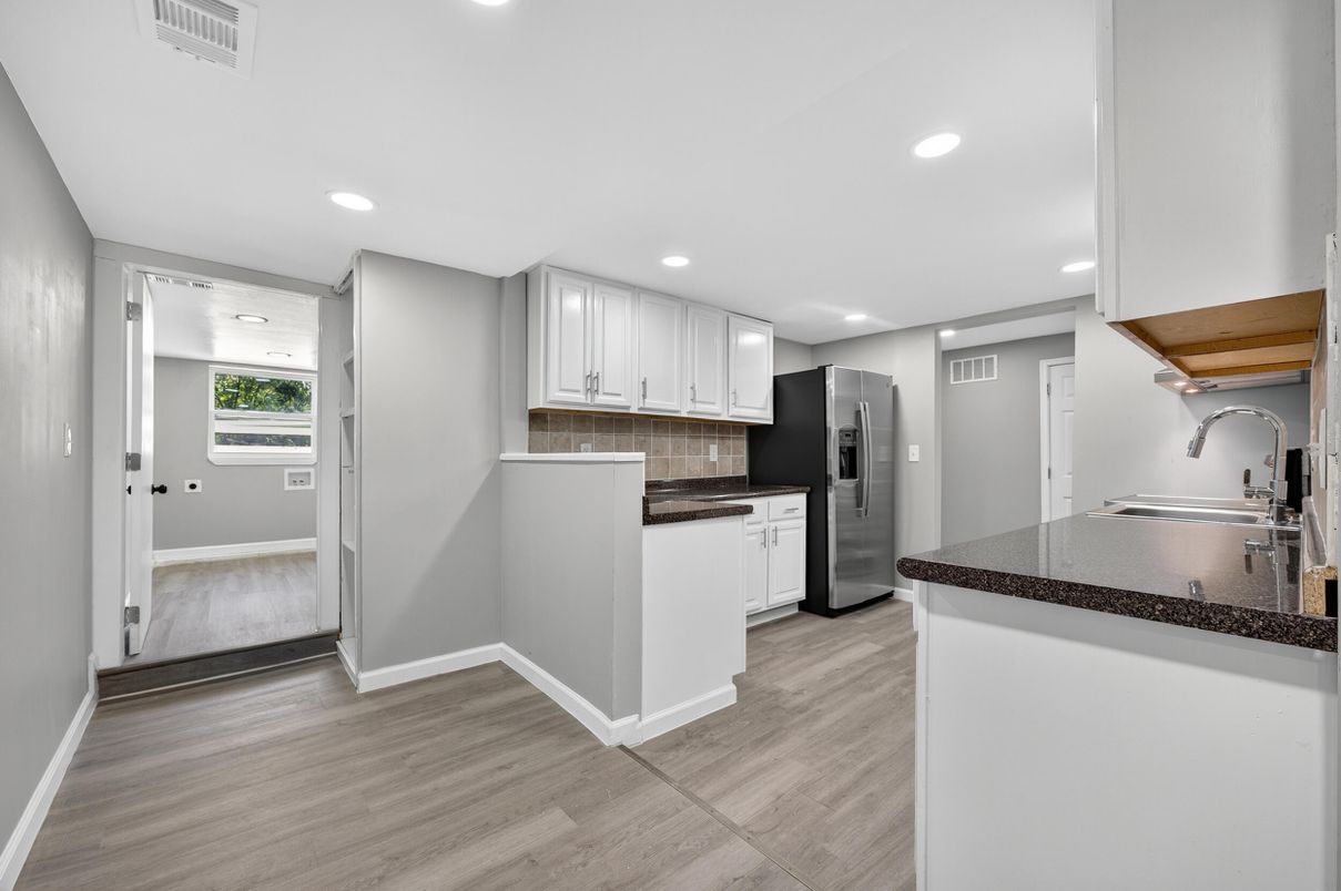 Interior, Kitchen, Recessed Lighting, Wood Texture Flooring