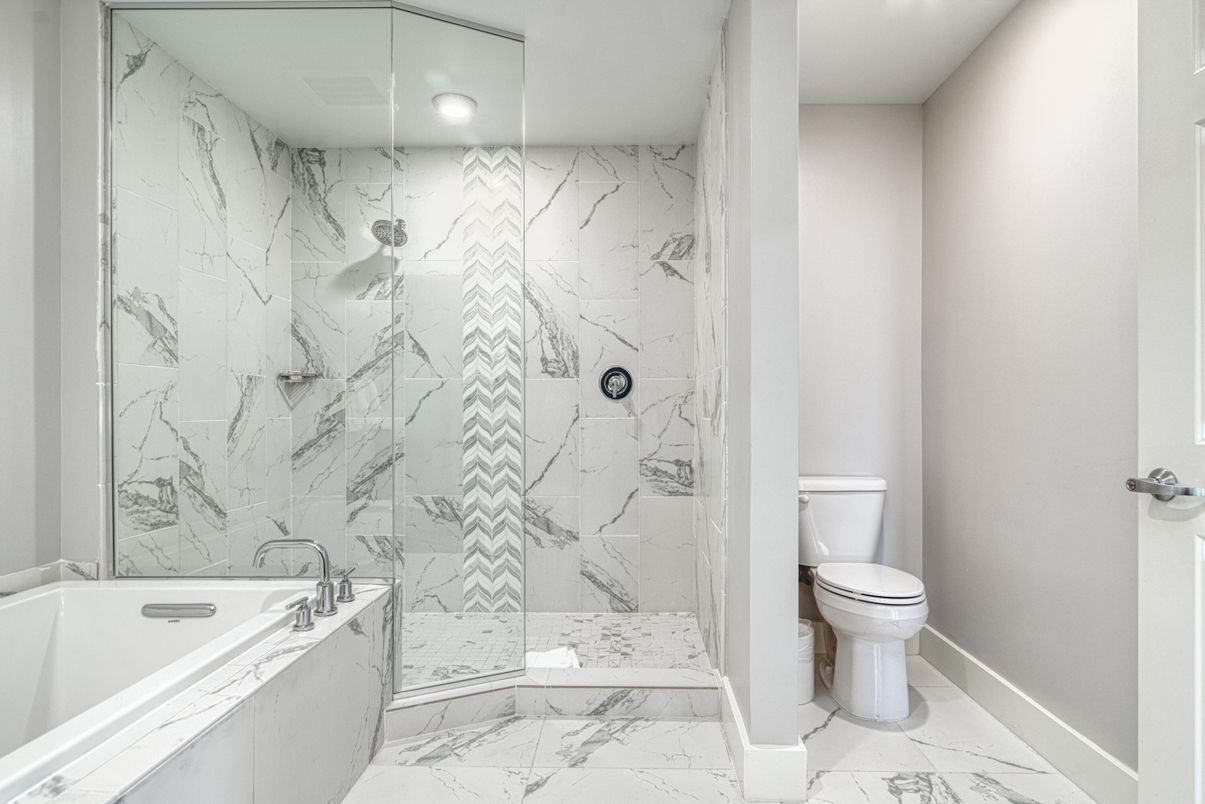 Bathroom, Interior, Marble, Marble Walls, Recessed Lighting