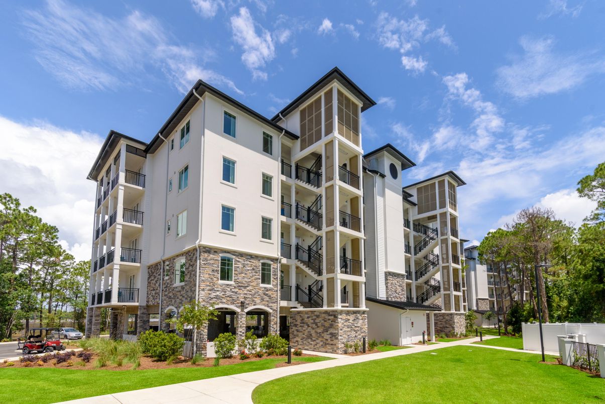 Exterior, Facade, Condo Building