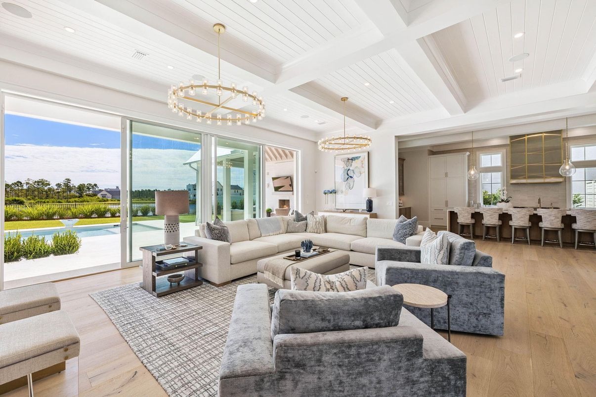 Interior, Living room, Pendant Lights, Recessed Lighting, Water, Wood Texture Flooring