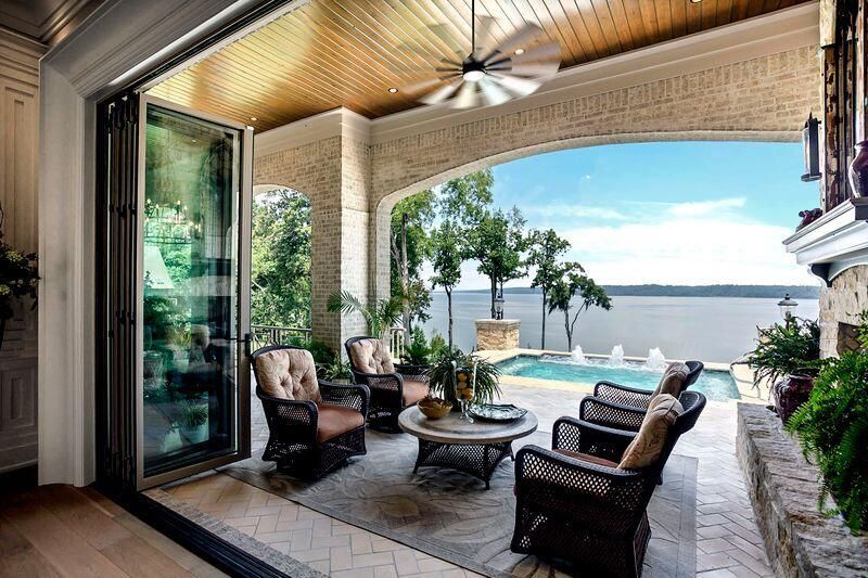 Exterior, Pool, Water