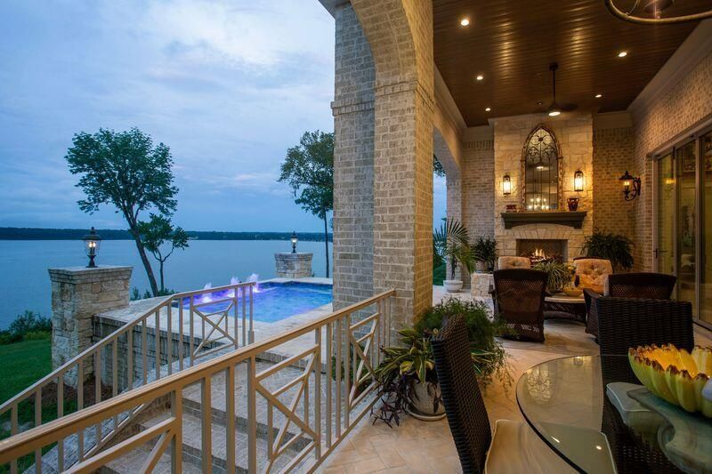 Exterior, Fireplace, Pool, Water
