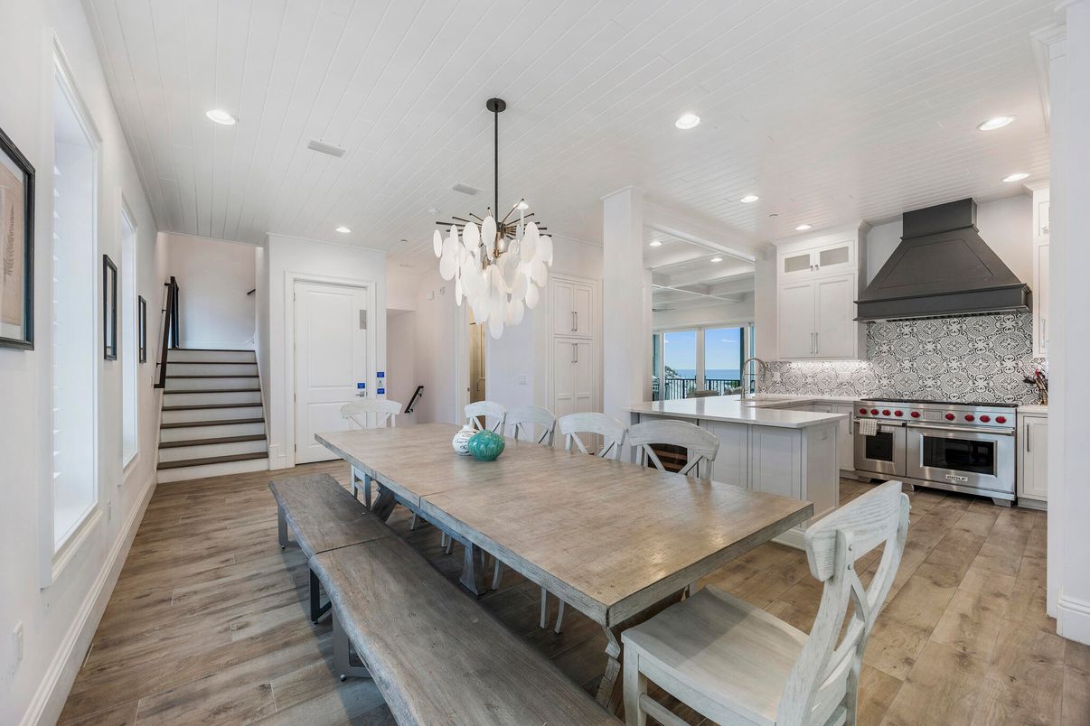Chandelier, Dining room, Interior, Kitchen, Pendant Lights, Recessed Lighting, Stainless Steel Appliances, Wood Texture Flooring
