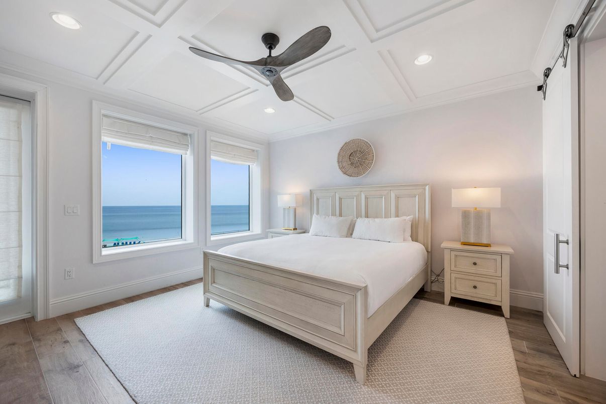 Bedroom, Interior, Recessed Lighting, Water, Wood Texture Flooring
