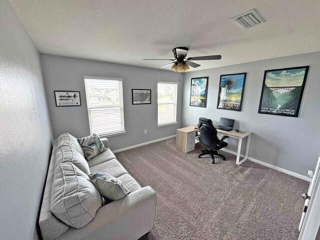 Home Office, Interior