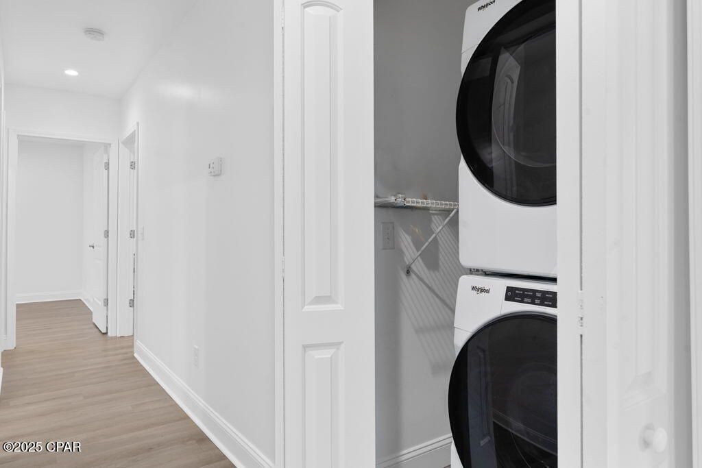 Interior, Recessed Lighting, Utility Closets, Washer, Wood Texture Flooring