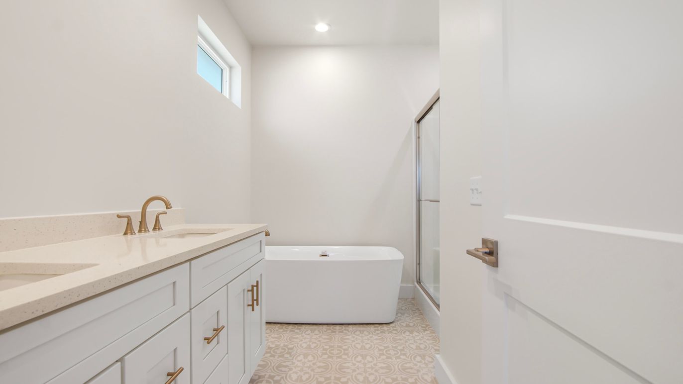 Bathroom, Dual Sink Vanities, Free Standing Baths, Interior, Recessed Lighting