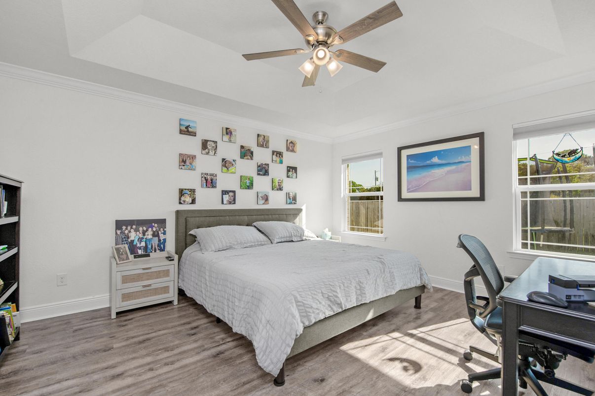 Bedroom, Home Office, Interior, Wood Texture Flooring