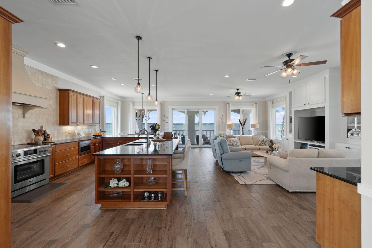 Interior, Kitchen, Living room, Pendant Lights, Recessed Lighting, Stainless Steel Appliances, Wood Texture Flooring