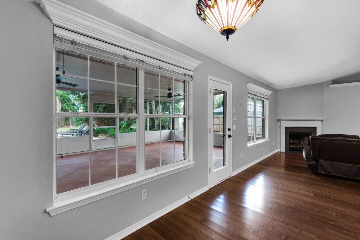 Empty room, Fireplace, Interior, Wood Texture Flooring
