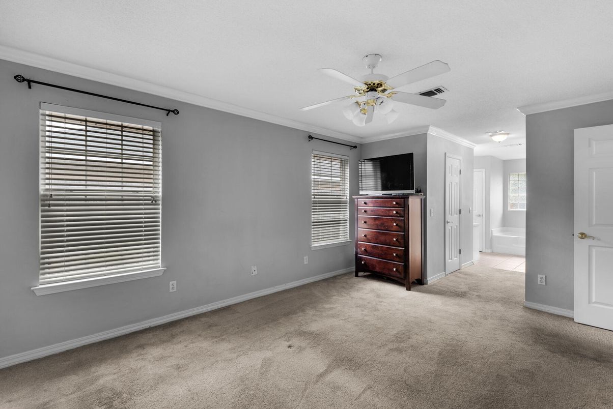 Bathroom, Empty room, Interior