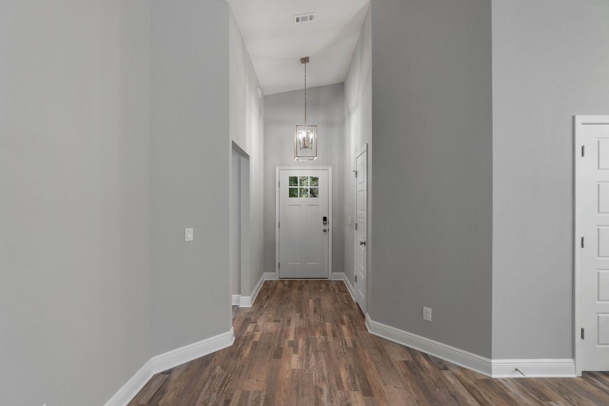 Interior, Pendant Lights, Wood Texture Flooring