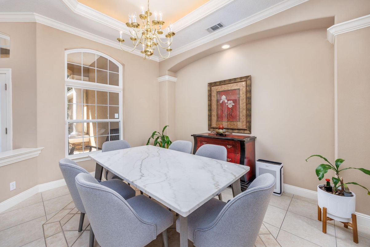 Chandelier, Dining room, Interior, Recessed Lighting