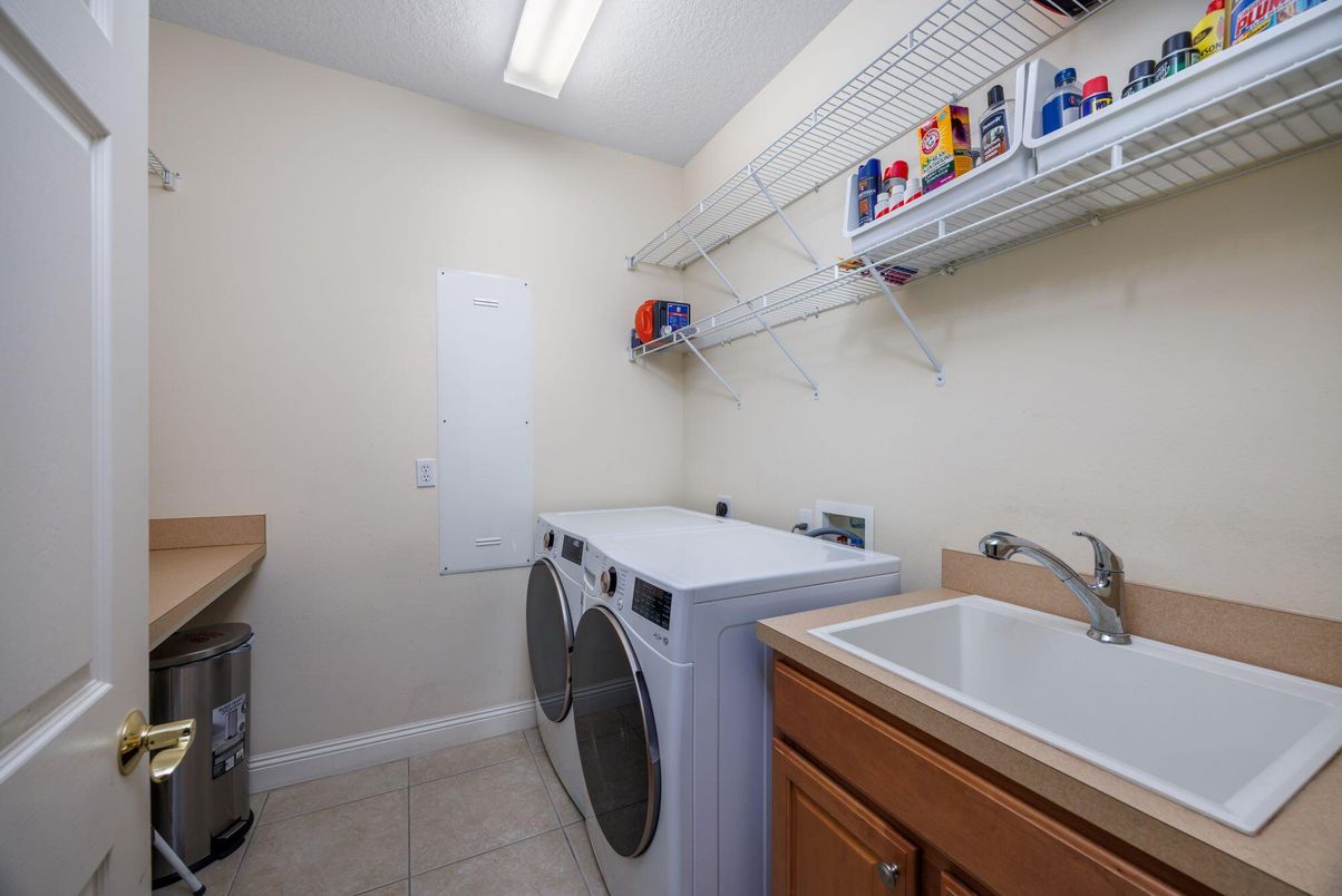 Interior, Washer
