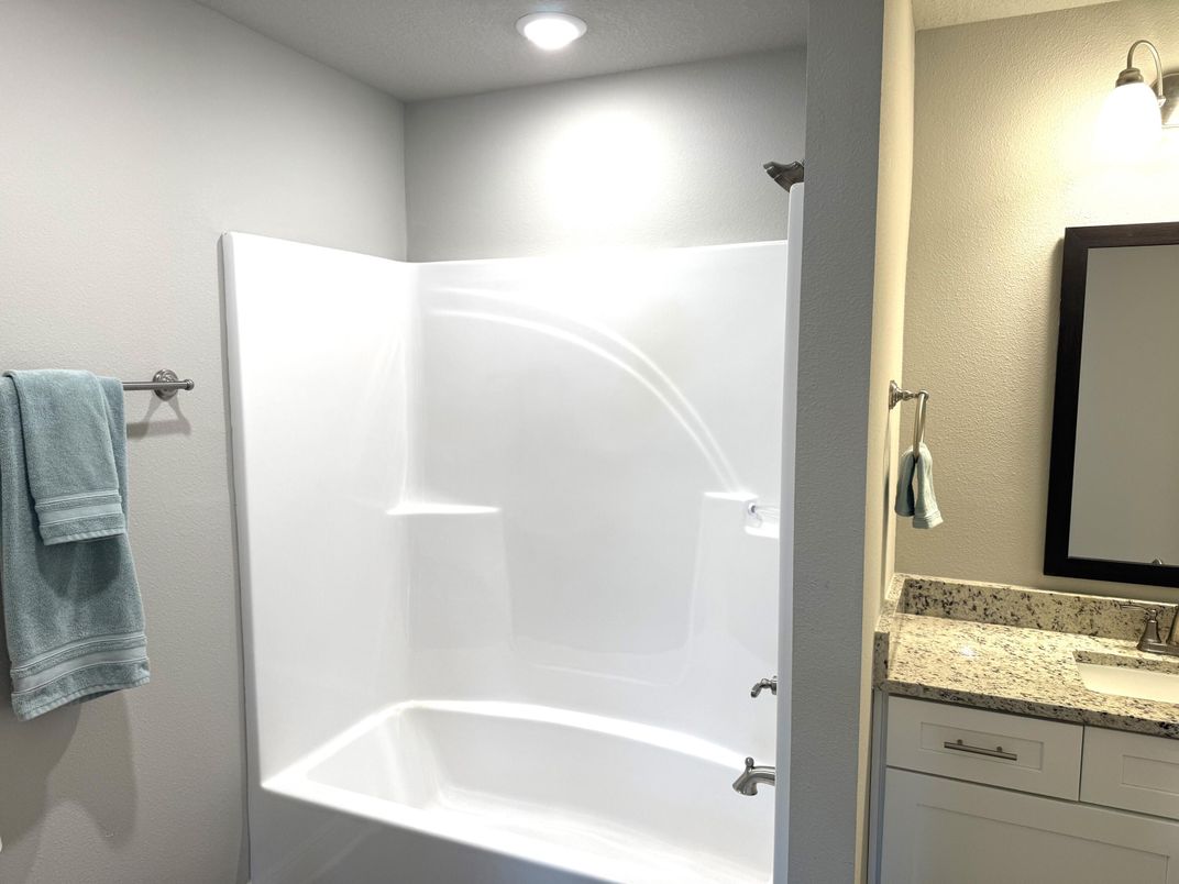 Bathroom, Interior, Recessed Lighting