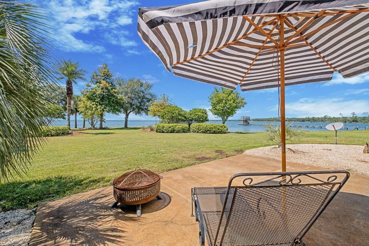 Backyard, Exterior, Water