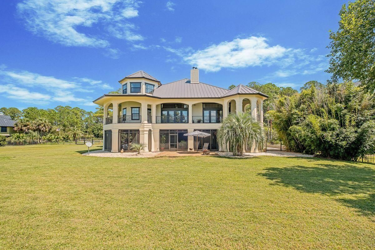 Backyard, Exterior, Facade, French Provincial