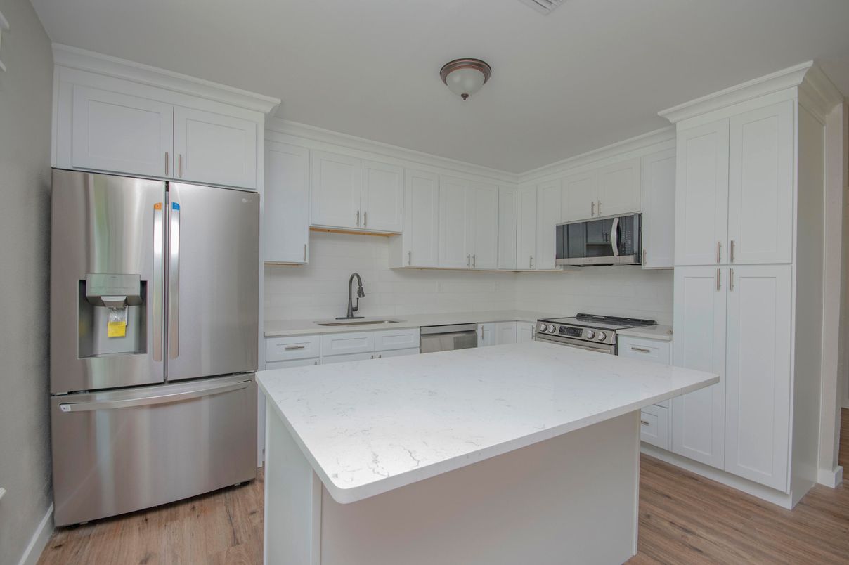 Interior, Kitchen, Stainless Steel Appliances, Wood Texture Flooring
