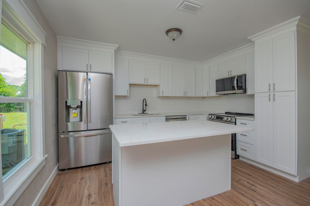 Interior, Kitchen, Stainless Steel Appliances, Wood Texture Flooring