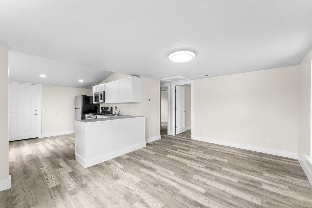 Interior, Kitchen, Recessed Lighting, Wood Texture Flooring