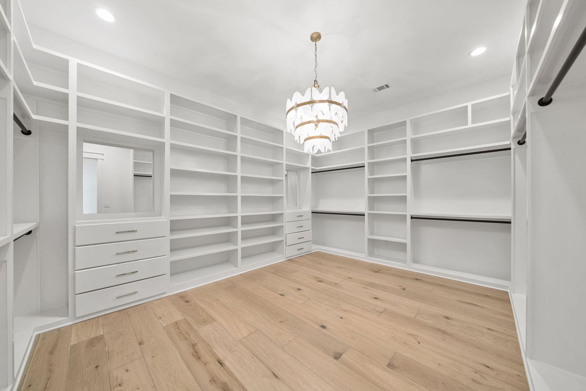 Chandelier, Interior, Recessed Lighting, Walk-in Closets, Wood Texture Flooring