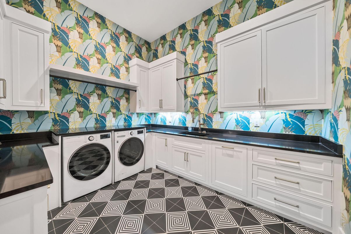 Interior, Washer