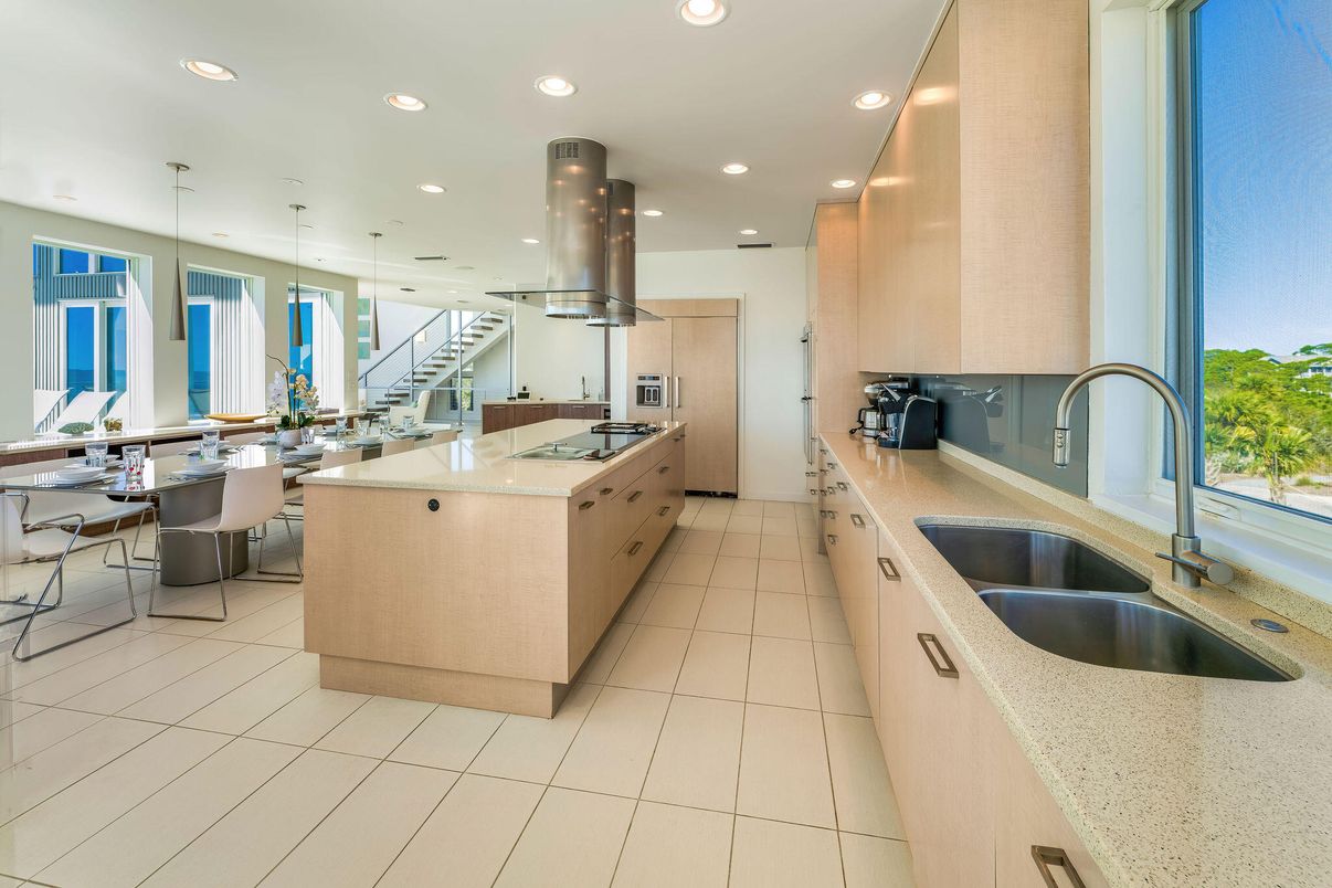Dining room, Interior, Kitchen, Pendant Lights, Recessed Lighting