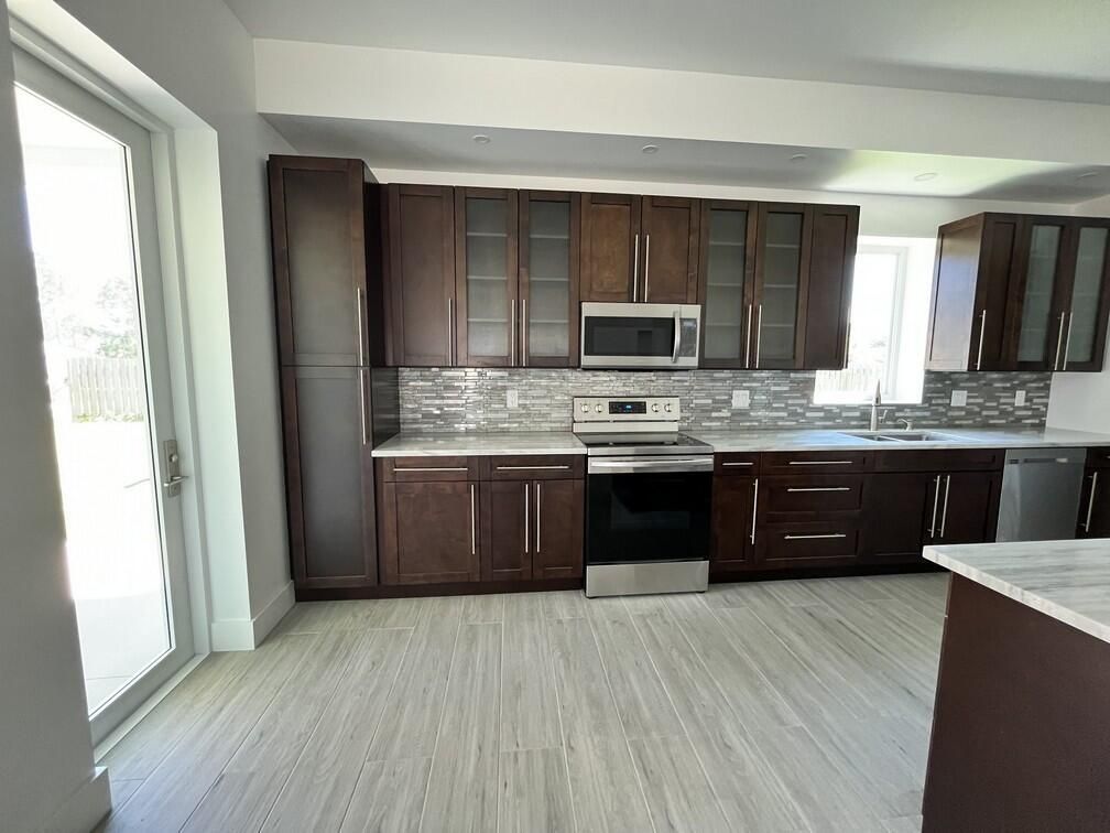 Interior, Kitchen, Stainless Steel Appliances, Wood Texture Flooring