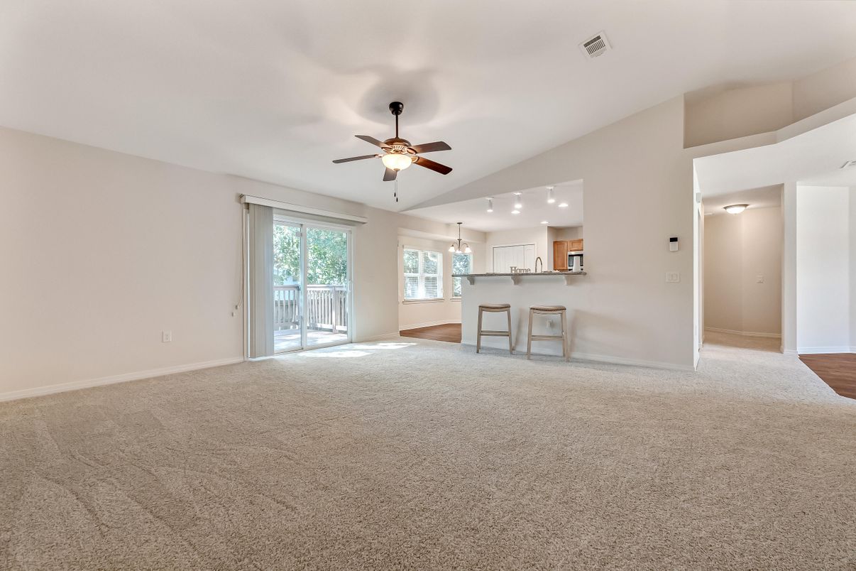 Empty room, Interior, Kitchen, Pendant Lights, Recessed Lighting