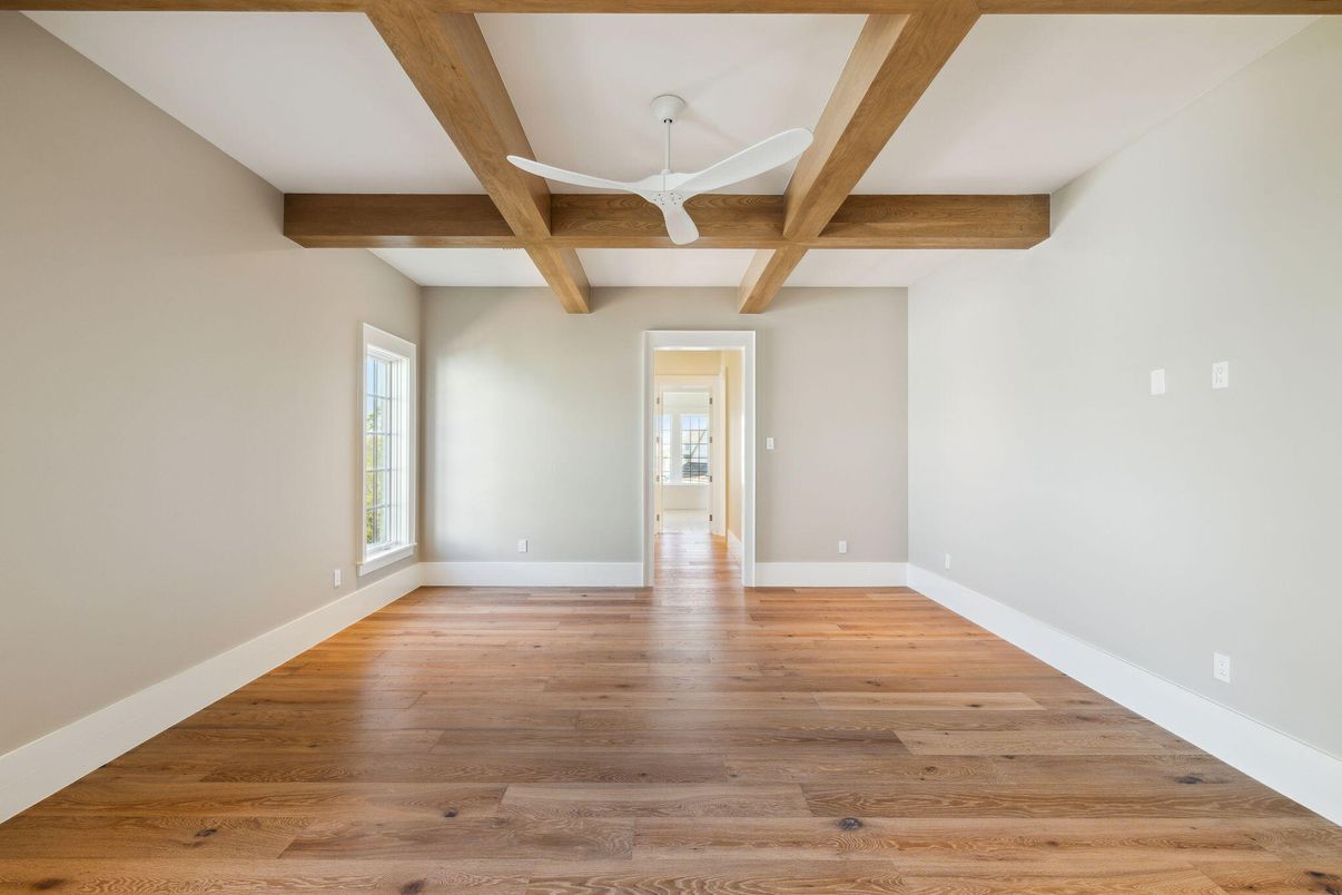Empty room, Interior, Wooden Beams, Wood Texture Flooring