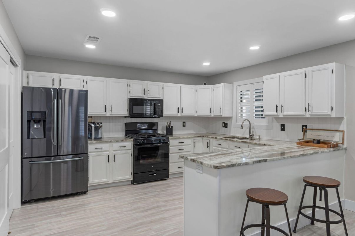 Interior, Kitchen, Recessed Lighting, Wood Texture Flooring