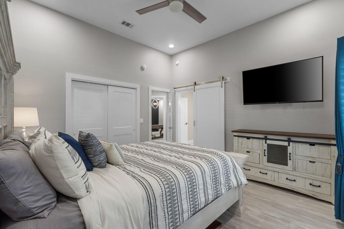 Bedroom, Interior, Recessed Lighting, Wood Texture Flooring